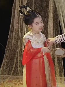 古风女童假发敦煌飞天汉服仙女嫦娥摄影六一演出发髻饰品装3882AAncient style girl wig Dunhuang flying Hanfu fairy Change photography Childrens Day performance hair bun accessories set 3882A