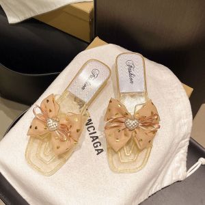 Free Shipping New Summer Fashion: Versatile Low-Heeled Sandals With A Bow Design Perfect For Casual Wear Featuring An Open-Toe And A Single-Strap Style