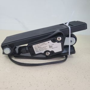 Replacing COMESYS F3 122 131 FZ3-122-131 0-5V FZ3-152-343 FZ3 152 343 0-10V Electronic Throttle Controller Accelerator Foot Pedal Commander Sprint Booster