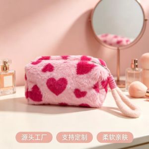 MODERNLUX Mềm mại Túi đựng mỹ phẩm bằng vải nhung Họa tiết trái tim Có tay cầm Hộp đựng bút chì Ngọt ngào Di động Túi đựng mỹ phẩm Dành cho phụ nữ.