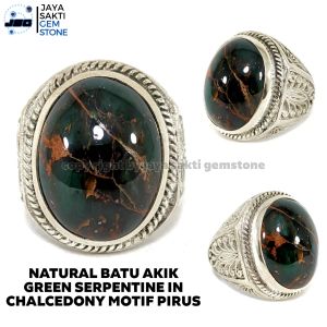 Natural Batu Akik Green Serpentine in Chalcedony Motif Pirus SCP01