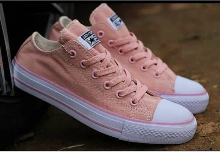 Sepatu sneakers all star limited edition/sepatu sekolah/sepatu