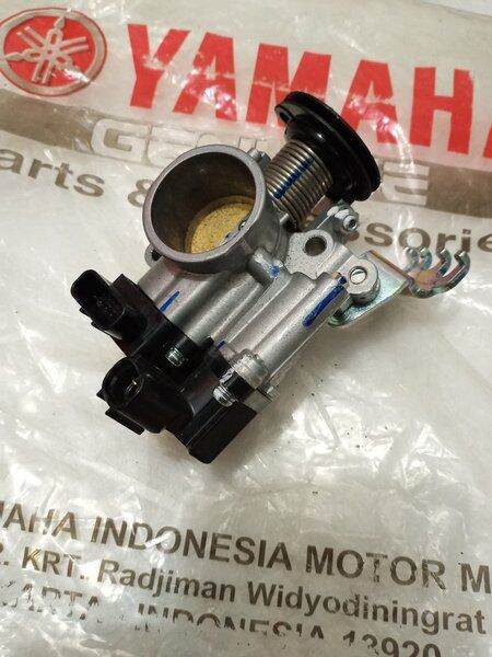 R15 v3 clearance throttle body