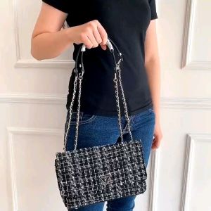 NEW Guess Cessily Tweed Crossbody