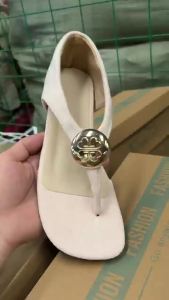 [Free Shipping] Inner Height-Increasing Metal Round Buckle Toe-Post Sandals 2026 Summer New Collection Retro And Fashionable Outdoor Sandals For Men And Women