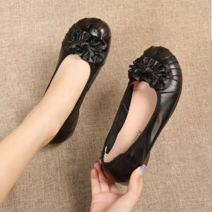 New Real Soft Leather Soft Bottom Non-slip Beanie Shoes Round Toe Wear-resistant Flat Shoes Womens Shoes