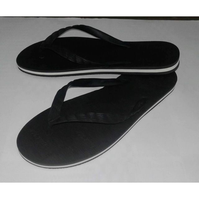 Beach walk hot sale slippers white