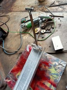 ALAT PENEKUK COAK BAJA RINGAN