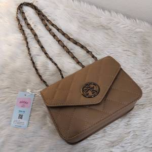 กระเป๋าสายโซ่ กระเป๋าสะพายผญ 8นิ้วกระเป๋าแฟชั่นสะพายไหล่ กระเป๋าสะพายข้าง