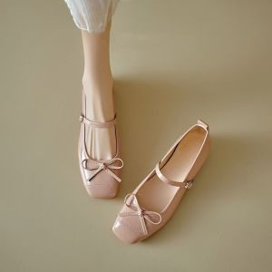 Free Shipping Square-Toe Shallow-Mouth Flats For Women 2026 Autumn New Fashion Suitable For Wearing With Skirts Featuring A Bow Detail