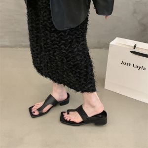 [Free Shipping] Summer New Style Fashionable Square-Toe Sandals With A Thick Heel Perfect For Pairing With Dresses And Wearing Outdoors