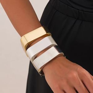 欧美跨境复古ins风金属方形手镯女 时尚质感光面弹簧手环Bracelet