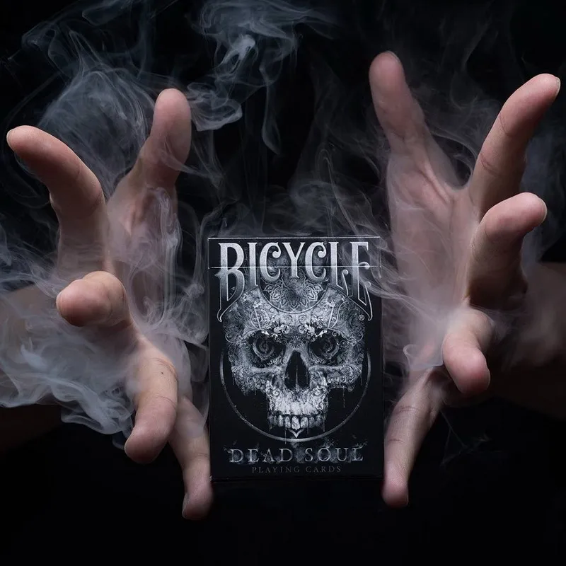 Bicycle Skull Metallic Spielkarten – Silbernes Totenkopf-Design, Von USPCC Gedruckt, Für Tricks & Spiele
