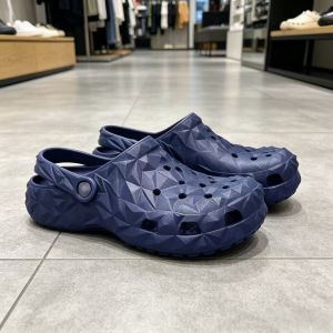 Crocs Dép đi biển đế dày dành cho cặp đôi nữ mùa hè mũi kín.