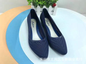 [Free Shipping] New Pointed-Toe Spring/Autumn Korean-Style WomenS Sandals: Fashionable Comfortable And With A Non-Slip Sole In Jelly Colors