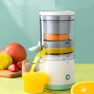 Máy vắt cam  ép trái cây nguyên trái Máy vắt cam  ép trái cây nguyên trái sử dụng sạc USB tiện lợi. Máy vắt cam  ép trái cây nguyên trái ép được nhiều loại trái cây như dưa hấu nho cam chanh thanh long