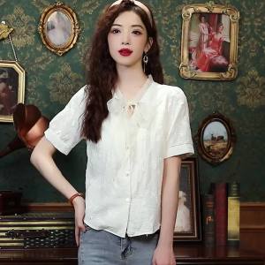 AMMIN หูกระต่ายผ้าตาข่ายคอวีแขนสั้นสำหรับผู้หญิงเสื้อชีฟองปักลายดอกไม้ดอกไม้สำหรับฤดูร้อนปี2024เสื้อหรูหรา