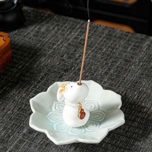 CRNGW Lamb Bunny Desk Ornaments Sheep Rabbit Incense Burner Home Decor Chinese New Year Zodiac Sheep Incense Holder New Year Gift Creative Incense Stick Burner Year of Sheep