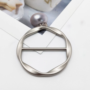 Silk Scarf Ring Clip T-Shirt Tie Clips for Women Scarves Clasp Waist Buckle Fashion Metal Ring for Shirts Clothing Decors