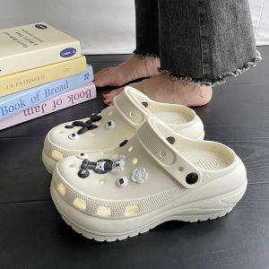 [Free Shipping] Summer outdoor fashion versatile thick-soled non-slip clogs new summer style closed-toe sandals for women