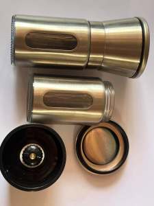PAPPER GRINDER  STAINLESS STELL MANUAL