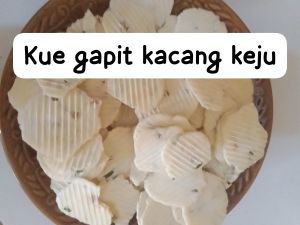 kue gapit kacang keju asin gurih 500gram promo