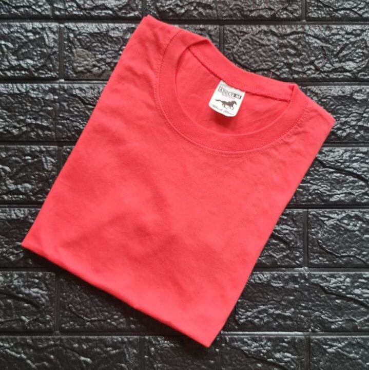 Plain tees for outlet printing