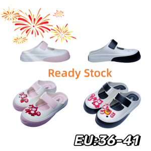 Malaysias Ready Stock Womens Slippers Hole Shoes Strawberry Bear Decorative Breathable Fashion Beach Shoes Soft and Non slip EU: 36-41