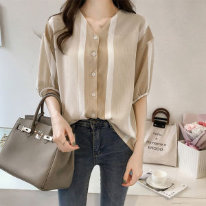 KDAShop ✨💕 เก๋กู๊ดดนะเเม่ บอกเลยว่าเริส กับเสื้อเเขนจั๊ม คอวีใส่แช้วเรียบหรูดูดีมาก โทนสีสุภาพสุดๆ ใส่ไปทำงาน ไปเที่ยวได้เลยน๊าา🛒