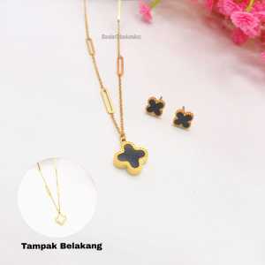KALUNG ANTING TITANIUM BUNGA 2 SISI HITAM PUTIH ANTI LUNTUR & ANTI KARAT (COD)
