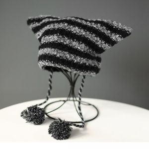 SIXIS Skullies Cap Mùa thu Mùa Đông Tai Mèo dễ thương Nhọn Áo Thun Nhật Bản Beanie Hat Dệt Mũ Len Ins Little Devil Sọc