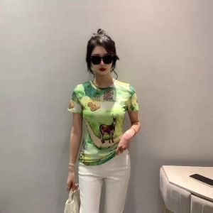 AMMIN เสื้อยืดแขนสั้นสำหรับผู้หญิงเสื้อเบลาส์คอกลมพิมพ์ลายภูมิทัศน์สไตล์เกาหลีฤดูร้อนแฟชั่นการพิมพ์การ์ตูนสัตว์ขนาดพลัสสวยสง่าลำลอง