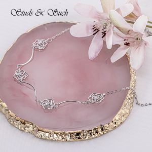 [Studs & Such] 925 Silver Chic Necklace With Hollow Rose Pendants With Cubic Zirconia
