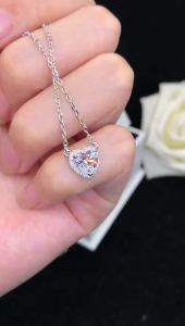 Romantic 2Ct Heart Shape D VVS1 Moissanite Pendant for Women Luxury Quality 18K White Gold AU750 Wedding Pendant Necklace P029