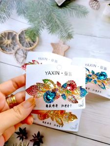 Kẹp tóc phía sau đính đá lấp lánh M003(kẹp 8 phân)