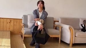 Cross-Border ins Canvas tote bag with a unique design perfect for everyday use commuting and casual outings in a trendy Korean and Japanese style