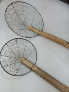 xóc mì vợt chiên vớt rau củ quả thịt xương cán tre loại tốt sài bên 25cm