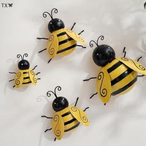 TX🏮💓🧧 Kim Loại Tường Nghệ Thuật 4Pcs Kim Loại Bumble Bee Tường Trang Trí Nội Thất 3D Sắt Bee Nghệ Thuật Điêu Khắc Treo Tường Trang Trí Cho Ngoài Trời Nhà Vườn