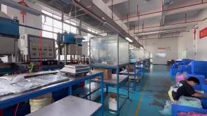 Gậy liếm silicon cho thú cưng đồ chơi liếm ăn chậm cho chó giúp giải trí và phát triển trí não vật dụng thú cưng có thể treo.