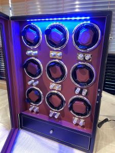 Roll_n_Rotate PU Leather Automatic winding watch shaker watch display box storage box LED light turntable Watch Winder