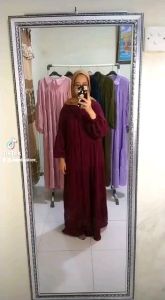 Gamis Wanita: Pakaian Adat Indonesia dengan Desain Elegan