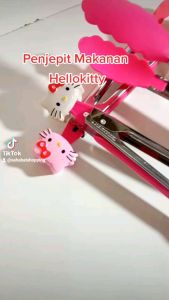 Penjepit Gorengan Hellokitty / Penjepit Capit Jepit Makanan Kue Gorengan Panggangan Grill BBQ Sayur / Penjepit Gorengan Hellokitty