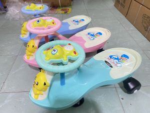 Xe lắc cỡ đại - có nhạc kèm theo - xe lắc trẻ em