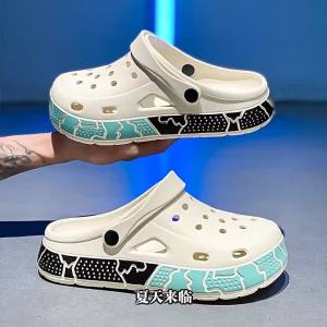 Mens Summer Clogs Non-Slip Durable Dual-Purpose Closed-Toe Slippers Thick-Soled Comfortable Versatile Beach Shoes