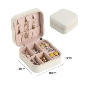 *พร้อมส่ง*กล่องเครื่องประดับ กล่องกำมะหยี่ กล่องเก็บต่างหู สร้อยคอ แหวน มี4สี Jewelry Case Box