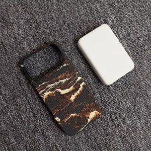 Luxury For Magsafe Carbon Fiber Texture PC Phone Case For iPhone 17 16 15 Pro Max 17 Air New Frosted Frameless Cover Half Shell