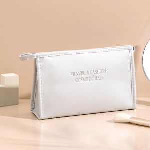 UO M44 TAS KOSMETIK | TRAVEL COSMETIC BAG | WASHBAG | TOILETRY POUCH