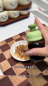 Masely Oil Jug Plastic Oil Dispenser Bottle Condiment Liquid Container Olive Oil Seasoning Bottle