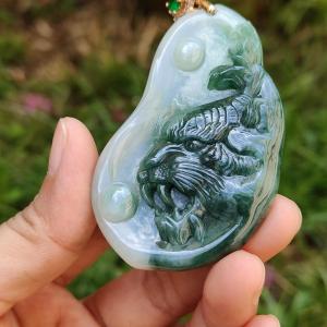 Very Rare Green Tiger Natural Type A Jadeite Pendant with certificate weight 32.24 grams 62.70 * 41 * 7.60 mm excellent for the tigers lover collection for your daily wear (pendant113)