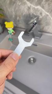 Universal Faucet Extender 1080 °   Faucet Aerator Gold Washbasin Extender Filter Splash Swivel Adapter Robotic Arm Faucet